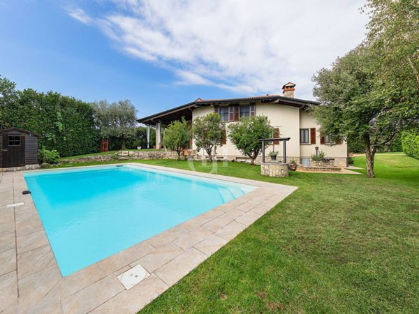 casa indipendente in vendita a Palazzolo sull'Oglio in zona San Pancrazio