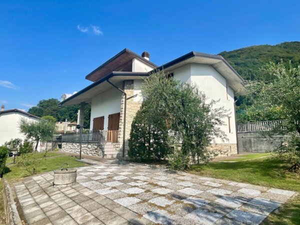 casa indipendente in vendita a Paratico