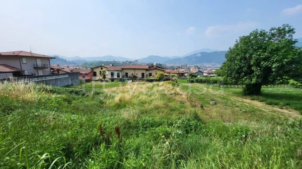 terreno edificabile in vendita a Paratico