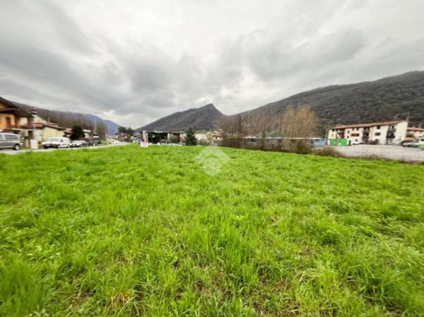 terreno edificabile in vendita a Paratico