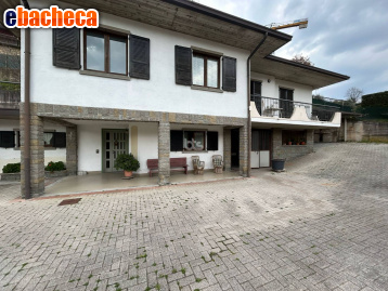casa indipendente in vendita a Paratico