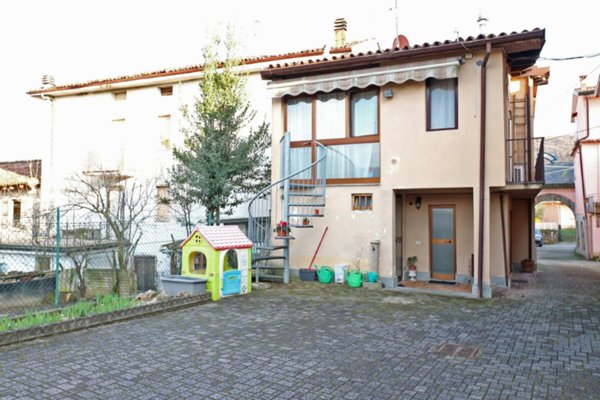 casa indipendente in vendita a Paratico