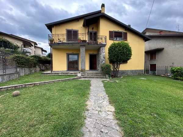 casa indipendente in vendita a Paratico