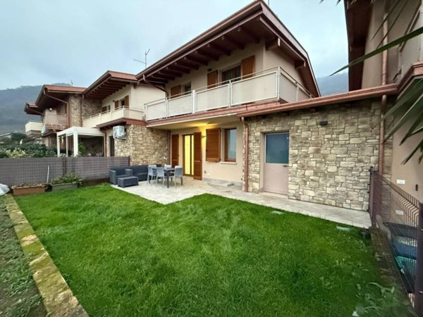 casa indipendente in vendita a Paratico