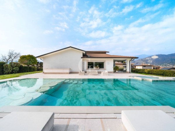 villa in vendita a Paratico