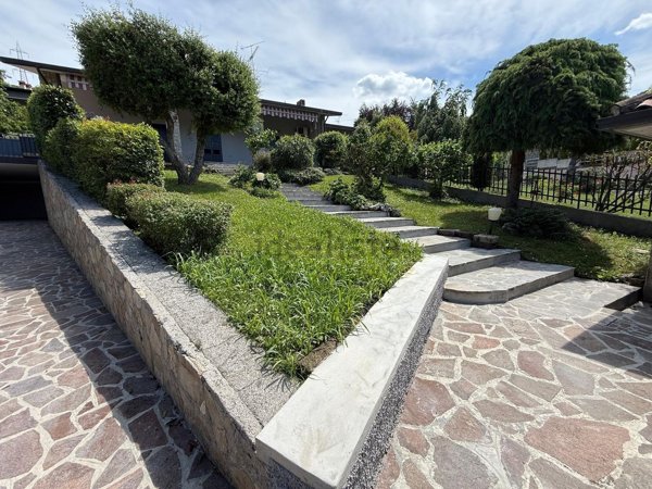 casa indipendente in vendita a Paratico