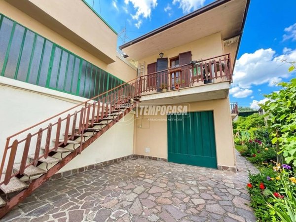 casa indipendente in vendita a Paratico