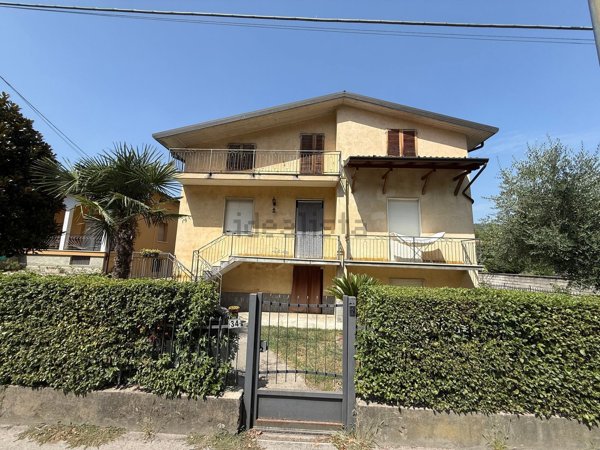 casa indipendente in vendita a Paratico