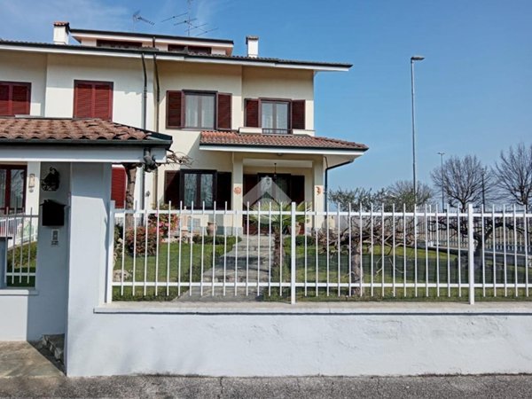 casa indipendente in vendita a Cercenasco
