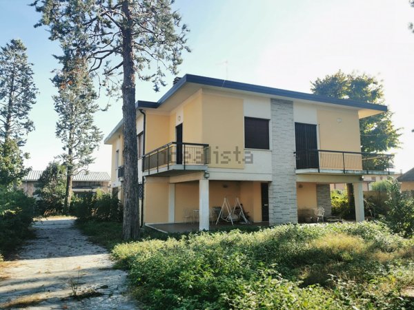 casa indipendente in vendita a Passirano in zona Camignone
