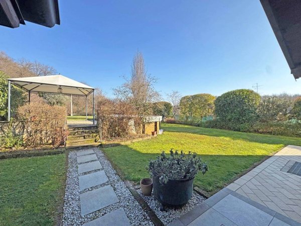casa indipendente in vendita a Passirano in zona Monterotondo