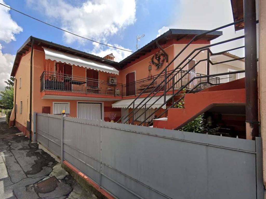 casa indipendente in vendita a Passirano in zona Monterotondo