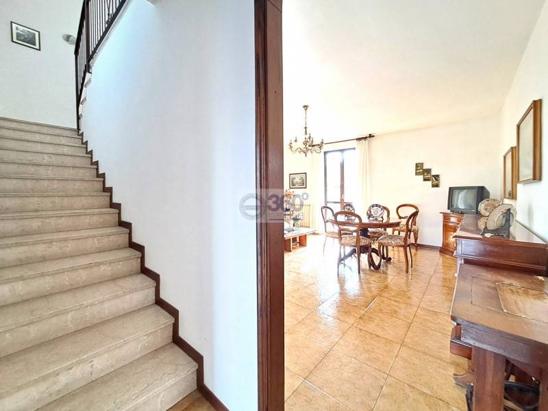 casa indipendente in vendita a Passirano