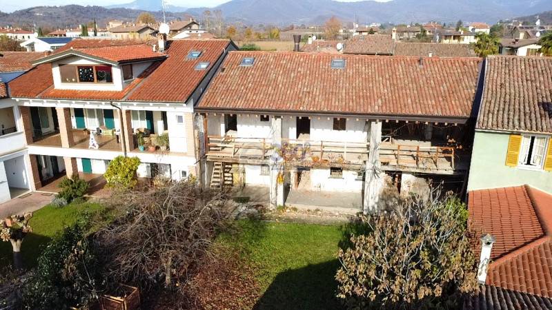 casale in vendita a Passirano