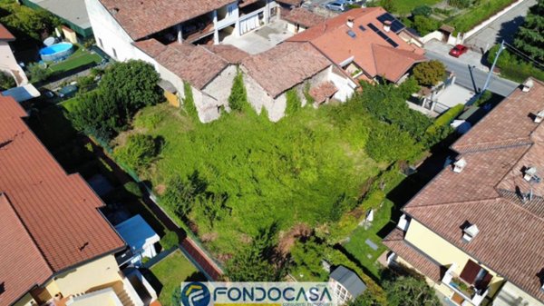 casa indipendente in vendita a Passirano