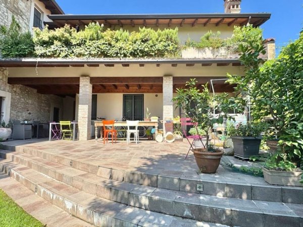 appartamento in vendita a Passirano in zona Camignone