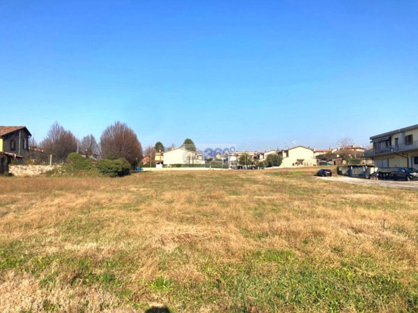 terreno edificabile in vendita a Passirano