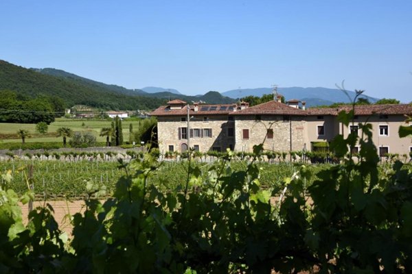 casa indipendente in vendita a Passirano