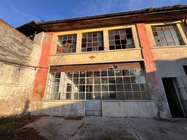 casa indipendente in vendita a Passirano in zona Camignone