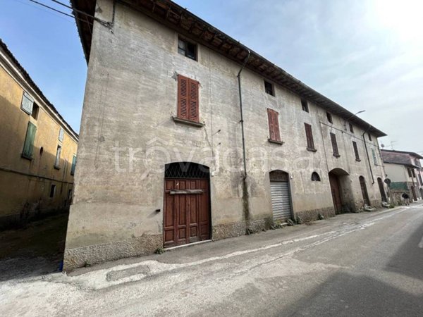 casa indipendente in vendita a Passirano