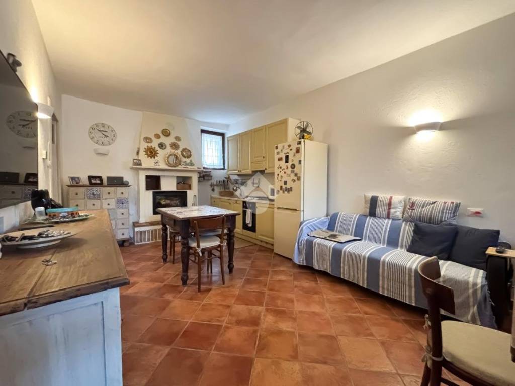 appartamento in vendita a Passirano in zona Monterotondo