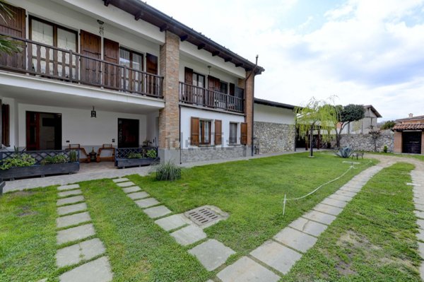casa indipendente in vendita a Passirano