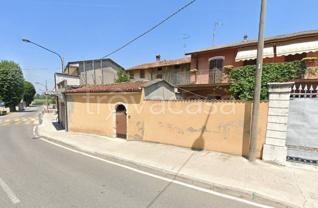 casa indipendente in vendita a Pavone del Mella