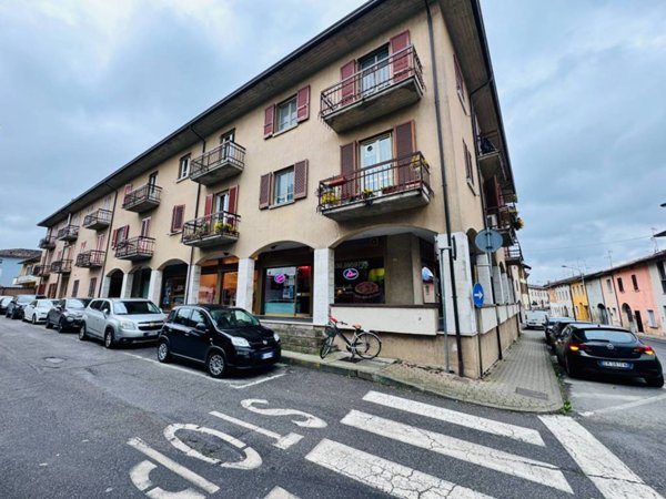 trivano in vendita a Pavone del Mella