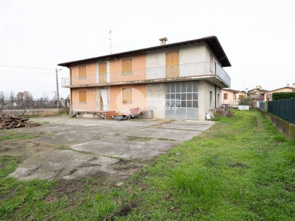 casa indipendente in vendita a Pavone del Mella