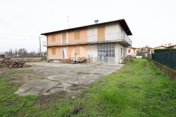 casa indipendente in vendita a Pavone del Mella