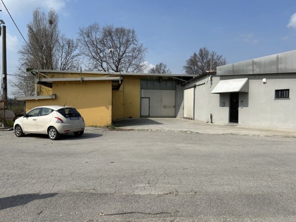 capannone in vendita a San Paolo