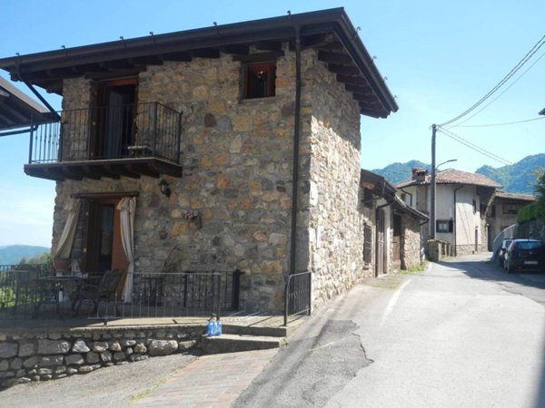 appartamento in vendita a Pertica Alta