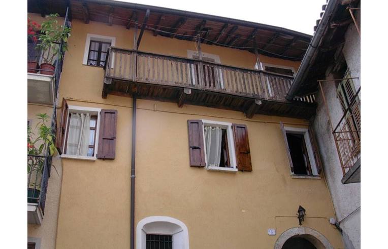 casa indipendente in vendita a Pertica Alta in zona Noffo