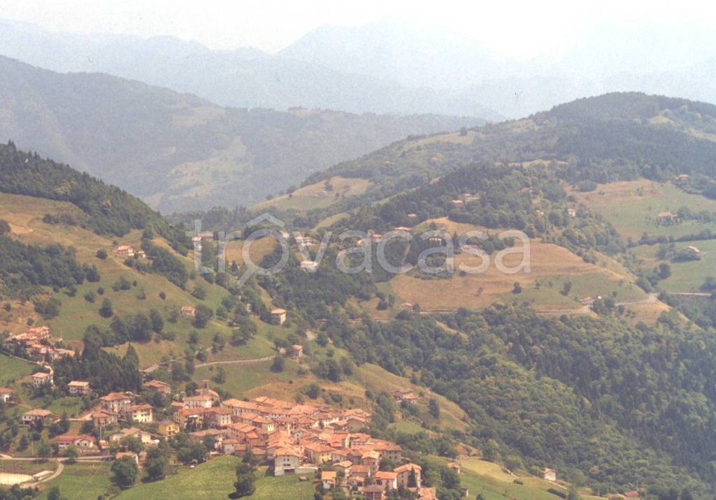 casa indipendente in vendita a Pertica Alta