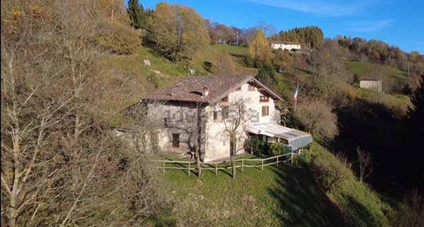 casa indipendente in vendita a Pertica Alta in zona Livemmo