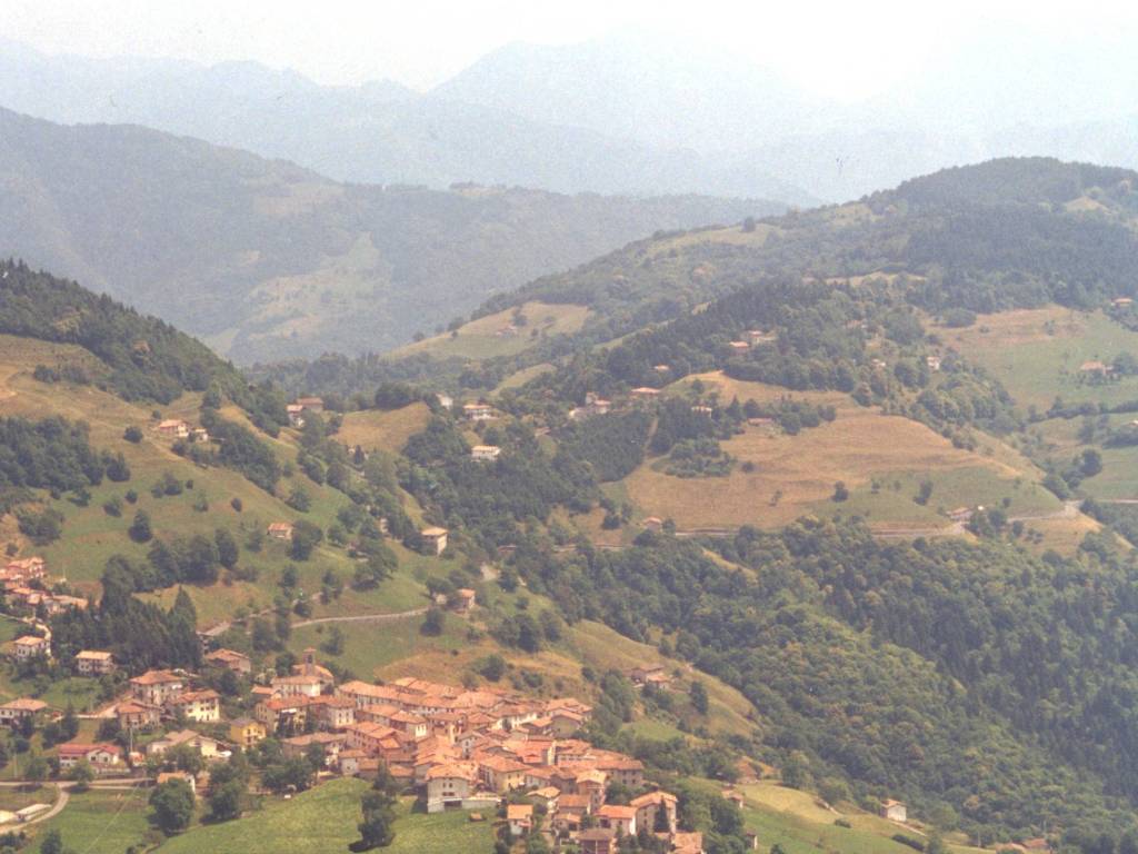 casa indipendente in vendita a Pertica Alta