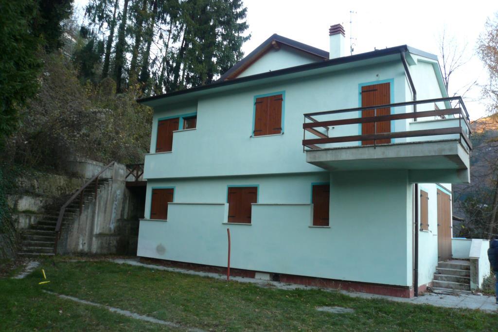 appartamento in vendita a Pertica Bassa in zona Levrange