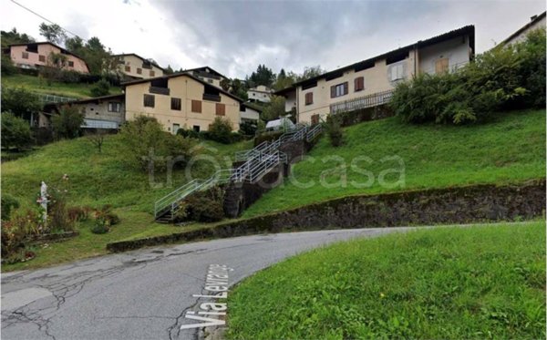 appartamento in vendita a Pertica Bassa in zona Levrange