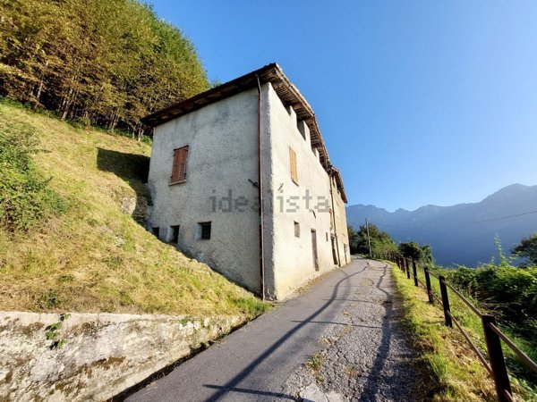 appartamento in vendita a Pertica Bassa in zona Avenone