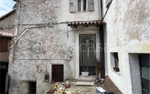 casa indipendente in vendita a Pertica Bassa in zona Forno d'Ono