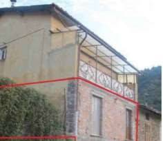 casa indipendente in vendita a Pezzaze in zona Stravignino