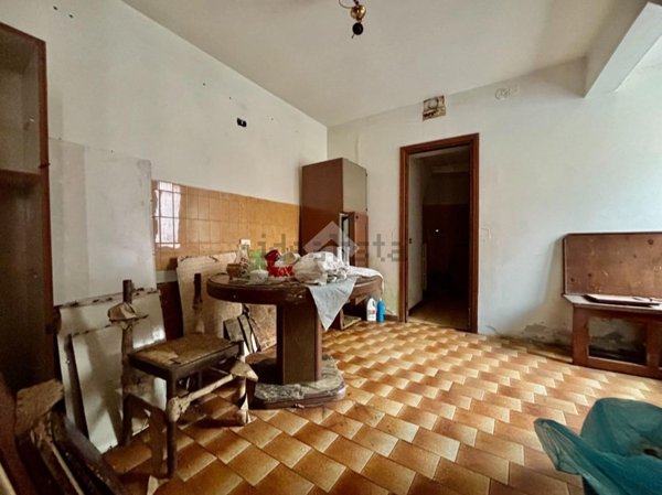 locale di sgombero in vendita a Pezzaze