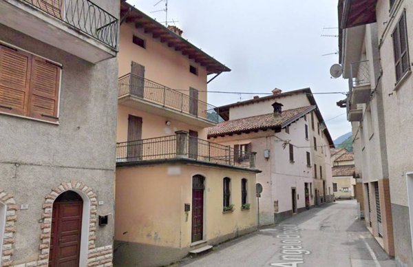 appartamento in vendita a Pezzaze in zona Stravignino