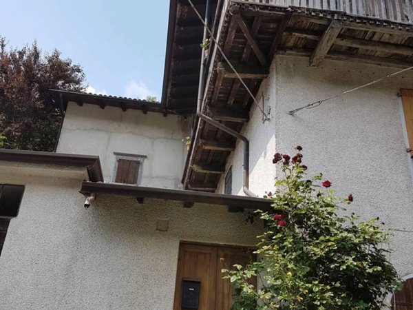 casa indipendente in vendita a Pezzaze