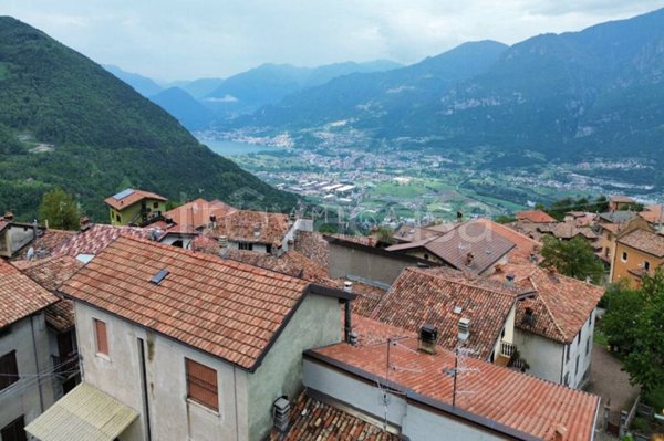 appartamento in vendita a Pian Camuno in zona Vissone