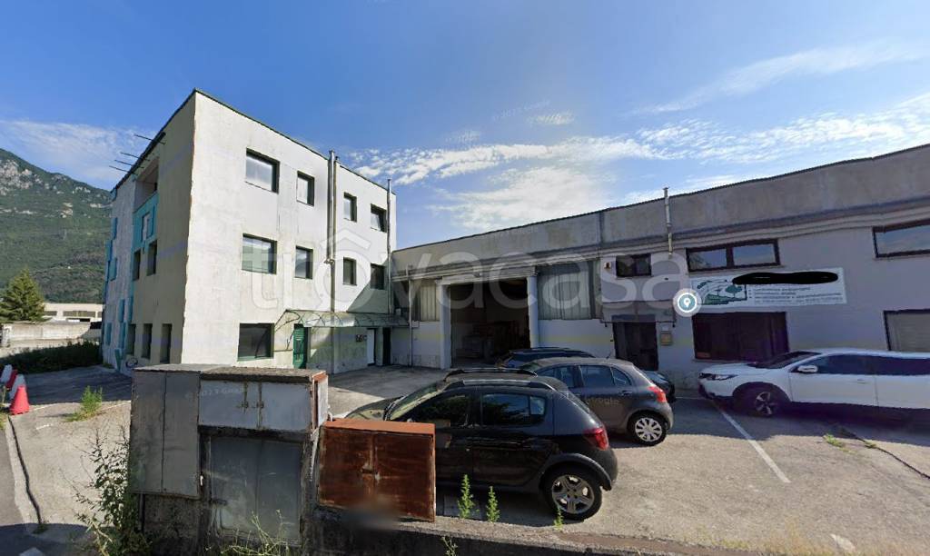 ufficio in vendita a Pian Camuno