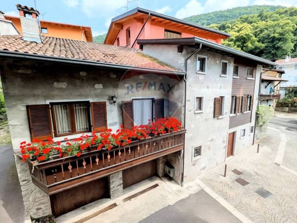 casa indipendente in vendita a Pian Camuno
