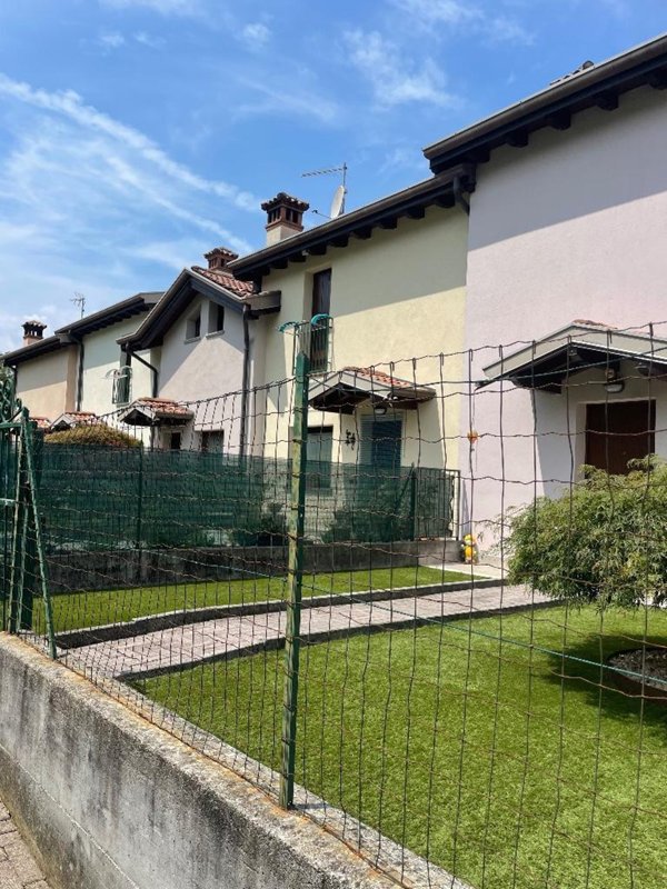 casa indipendente in vendita a Pian Camuno in zona Beata