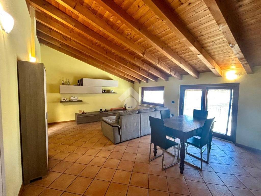 appartamento in vendita a Pian Camuno