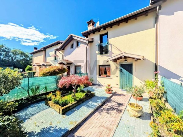 casa indipendente in vendita a Pian Camuno in zona Beata